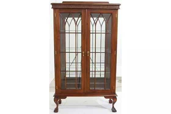 Шкаф-витрина &quot;Indonesia Furniture&quot;